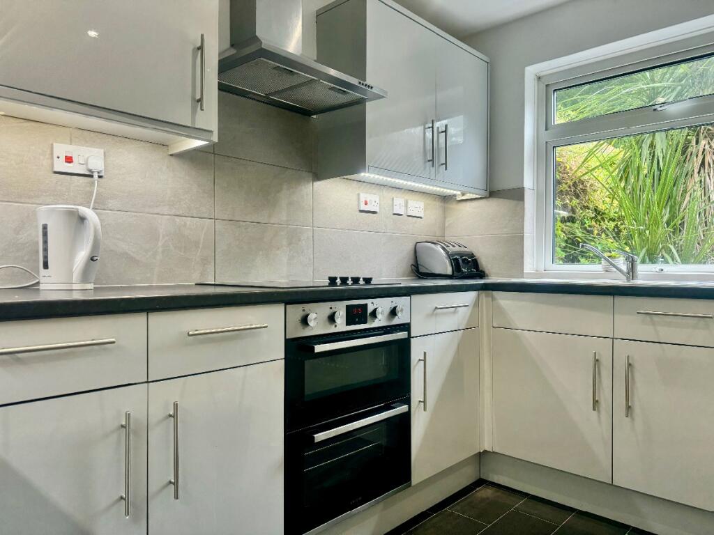 Additional property image - 5 Bed Student Home - Downs Road, Canterbury