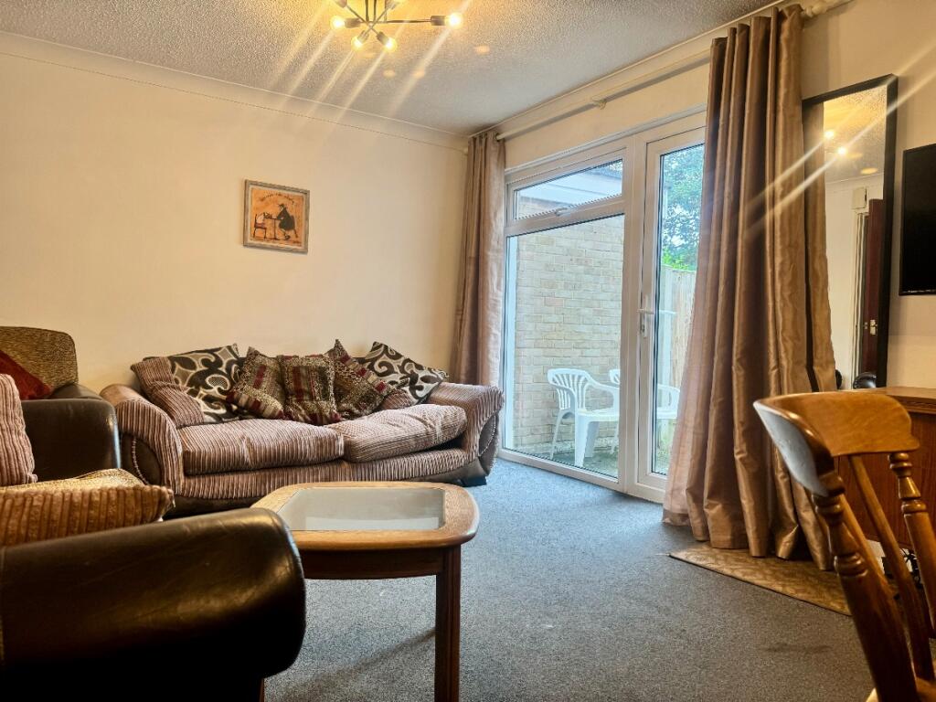 Additional property image - 5 Bed Student Home - Downs Road, Canterbury