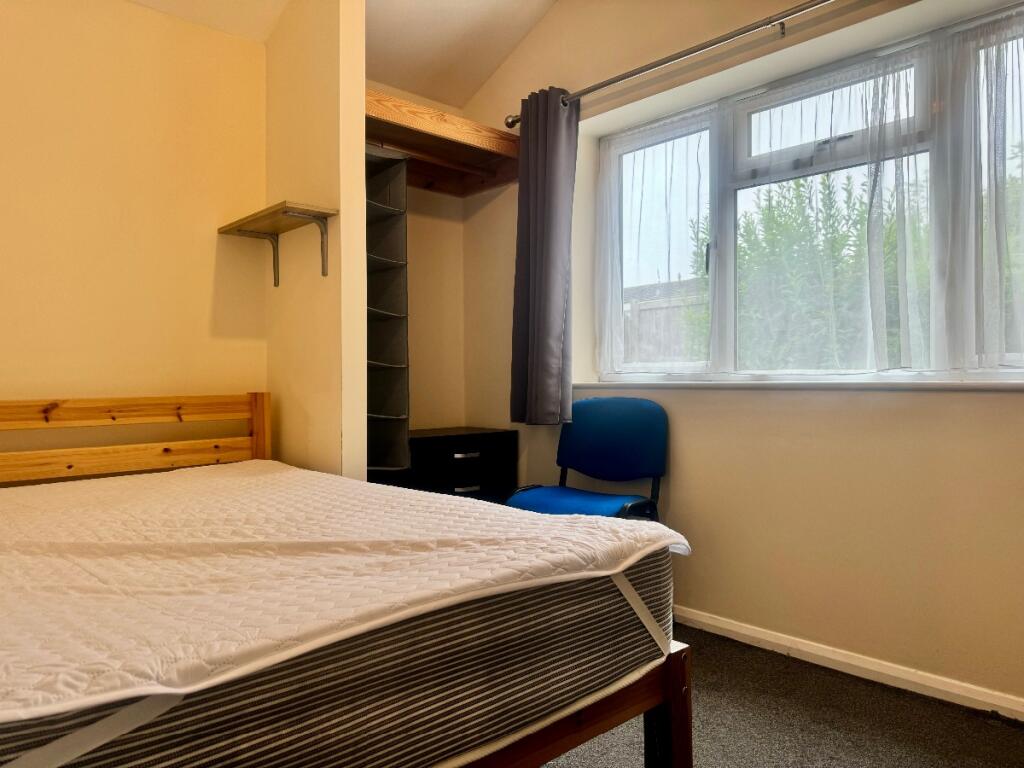 Additional property image - 5 Bed Student Home - Downs Road, Canterbury