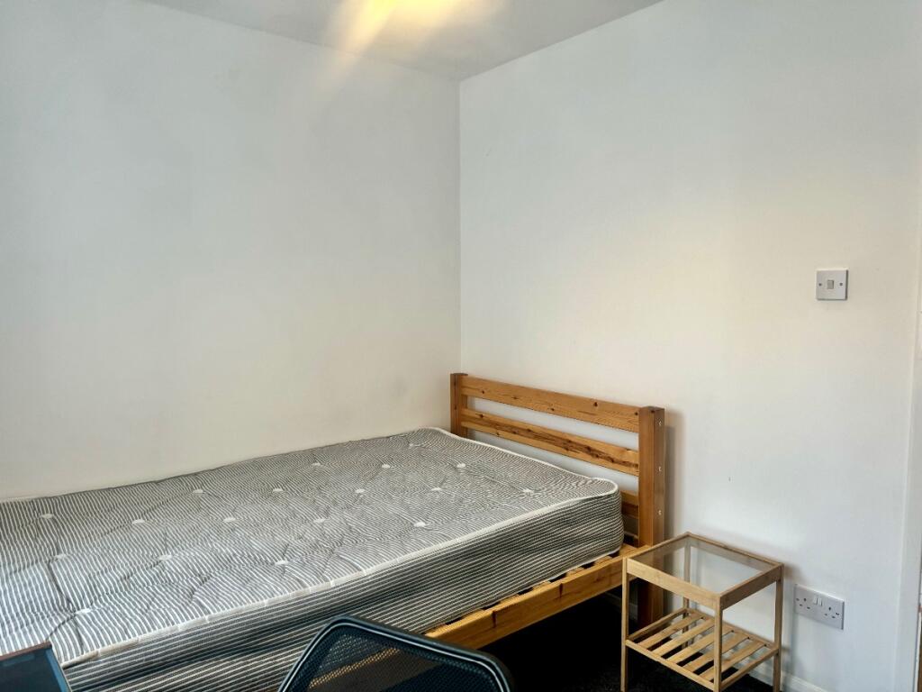 Additional property image - 5 Bed Student Home - Downs Road, Canterbury