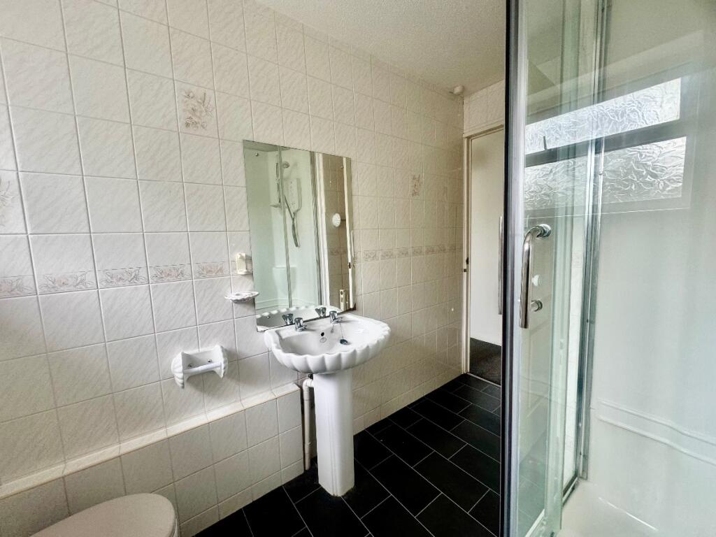 Additional property image - 5 Bed Student Home - Downs Road, Canterbury