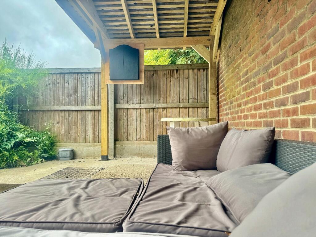 Additional property image - 5 Bed Student Home - Downs Road, Canterbury