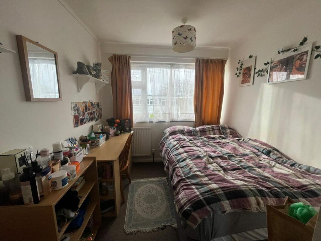 Additional property image - Beecroft Close, Canterbury