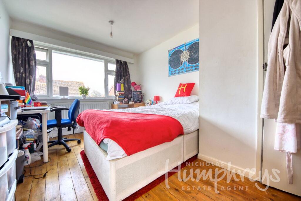 Main image of property: 6 College Road - Close to CCCU