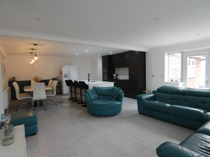 3 bedroom detached bungalow for sale in South View, Spennymoor, DL16