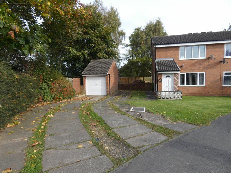 1 bedroom flat for sale in St. Pauls Close, Spennymoor, DL16