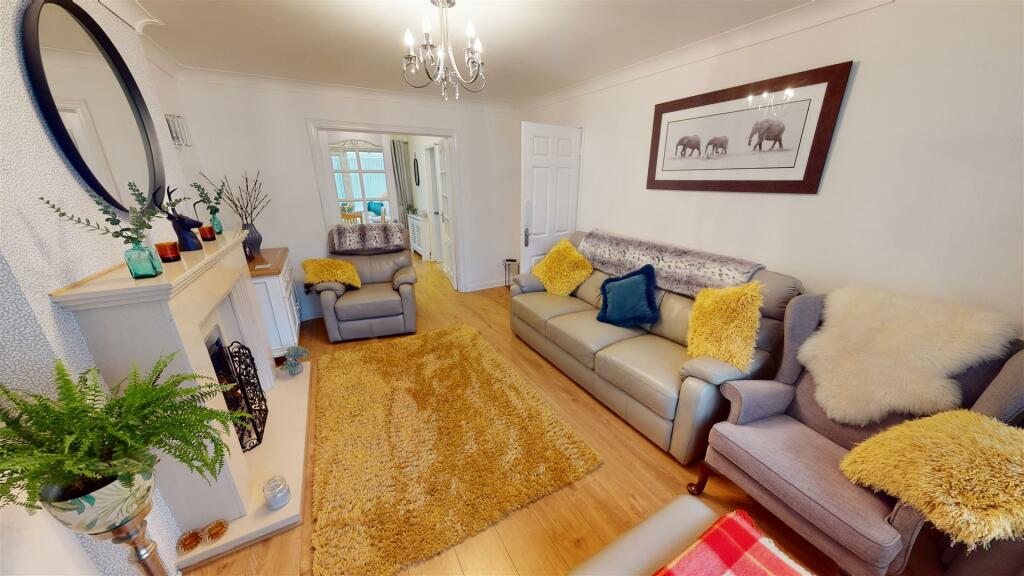 3 bedroom detached house for sale in Skelton Close, St. Helens, WA11 9