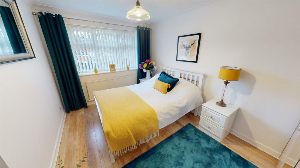 3 bedroom detached house for sale in Skelton Close, St. Helens, WA11 9