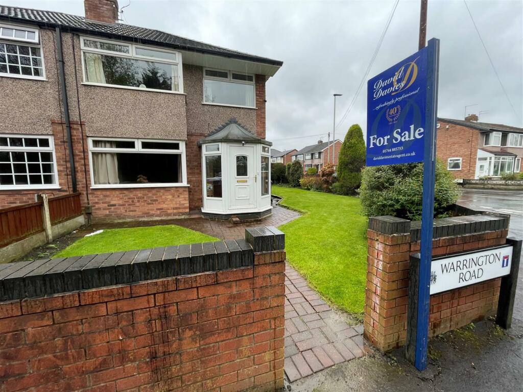 3 bedroom semidetached house for sale in Warrington Road, Rainhill