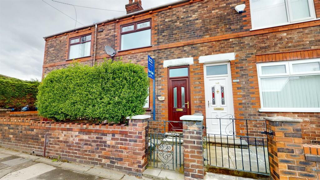2 bedroom terraced house for sale in Elephant Lane, St. Helens, WA9 5, WA9