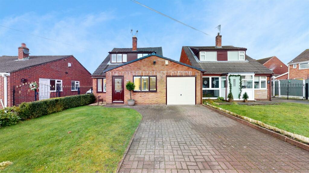 Main image of property: Scarisbrick Road, Rainford, St Helens, WA11 8JL