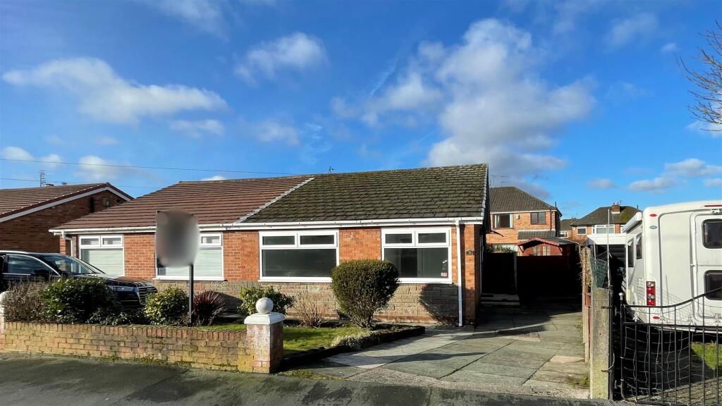 Main image of property: Oak Tree Road, Eccleston, WA10 5LJ