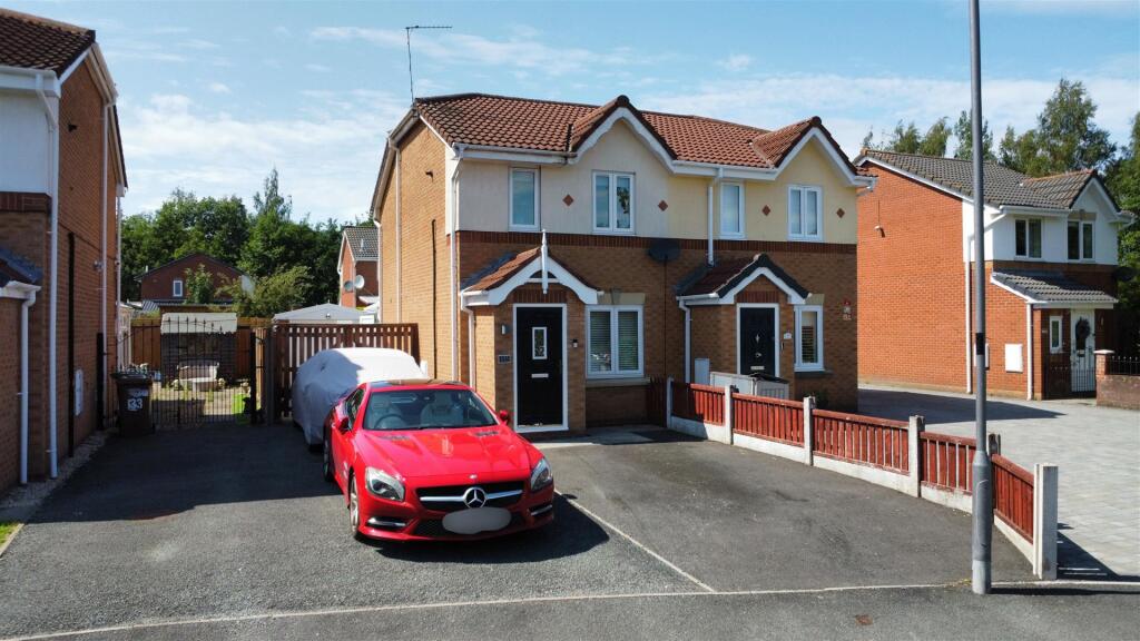 Main image of property: The Shires, St Helens, WA10 3XL