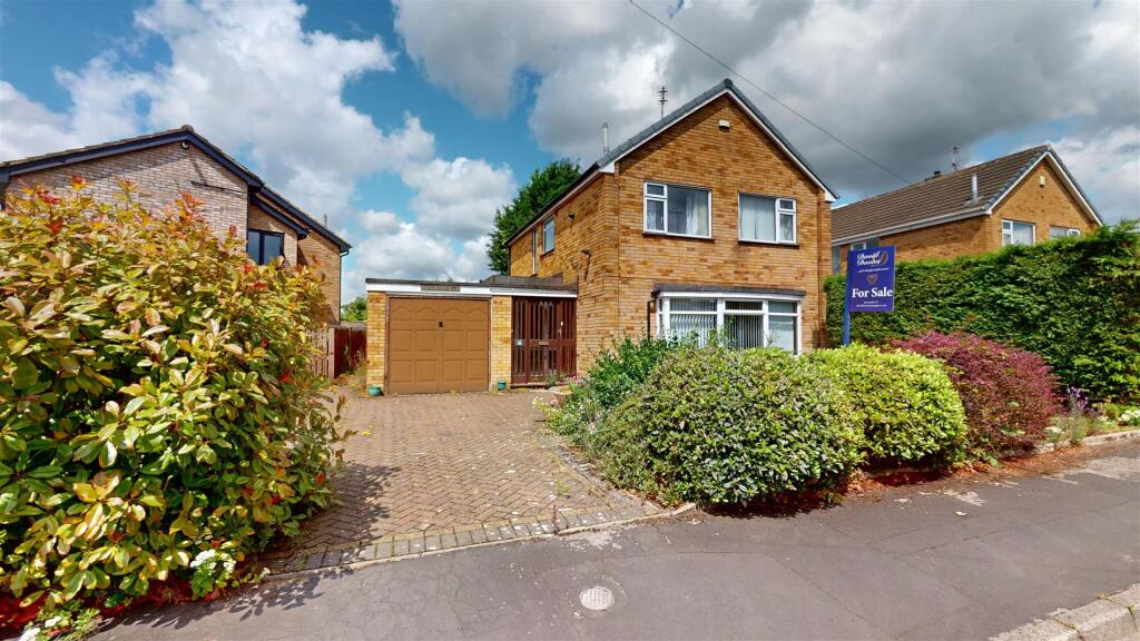 Main image of property: Croxteth Drive, Rainford, St Helens, WA11 8JZ