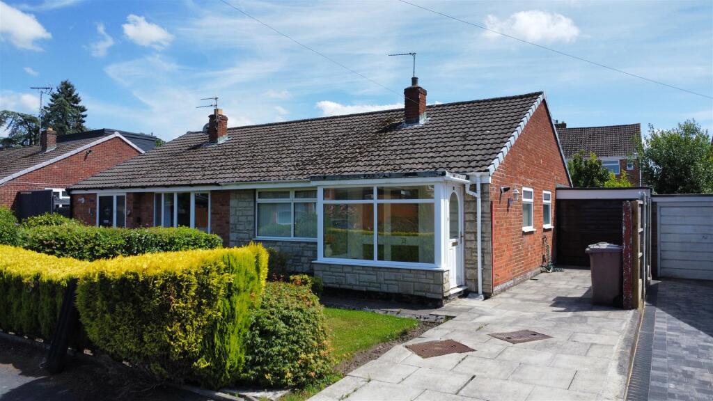 Main image of property: Duxbury Close, Rainford, WA11 8JU