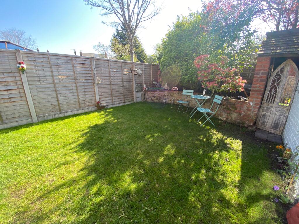 2 bedroom semidetached house for sale in Bradwall Street, Sandbach, CW11
