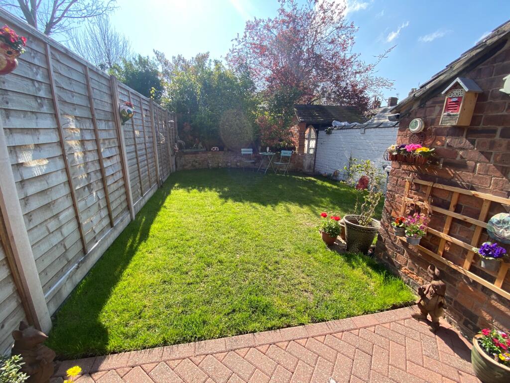 2 bedroom semidetached house for sale in Bradwall Street, Sandbach, CW11