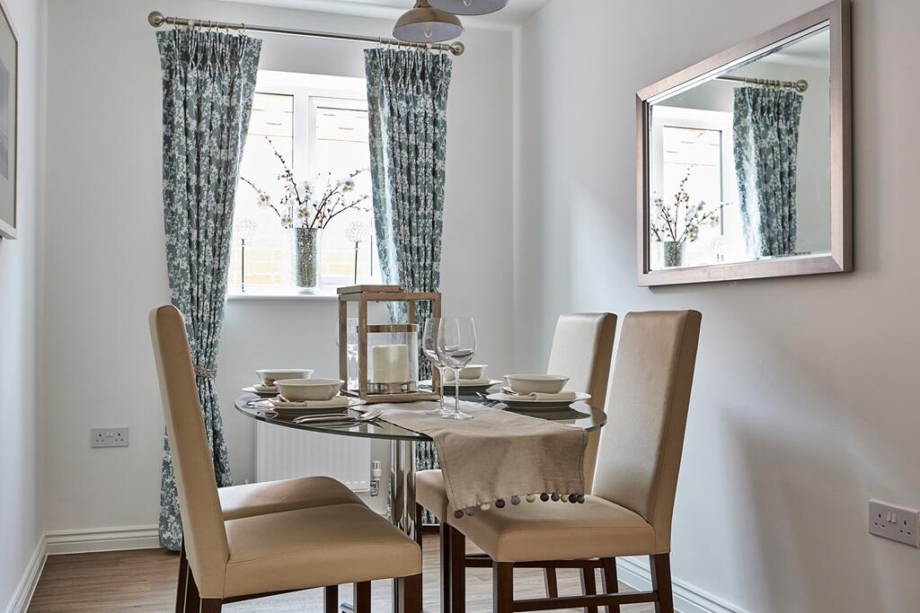 Additional property image - Bishopton Lane,
Stratford-Upon-Avon,
CV37 9JW