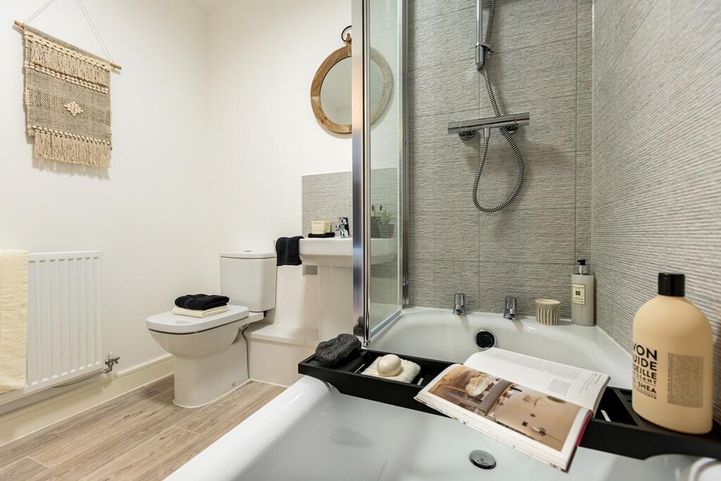 Additional property image - Bishopton Lane,
Stratford-Upon-Avon,
CV37 9JW