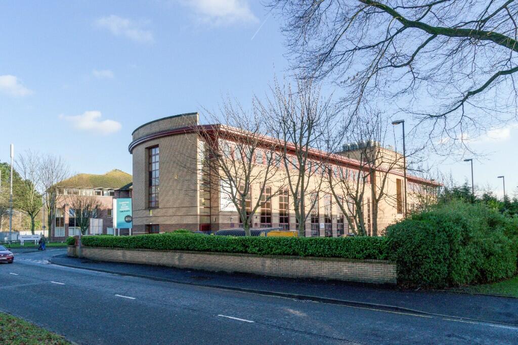 Mixed use property to lease in Cheadle Place, Stockport Road, Cheadle