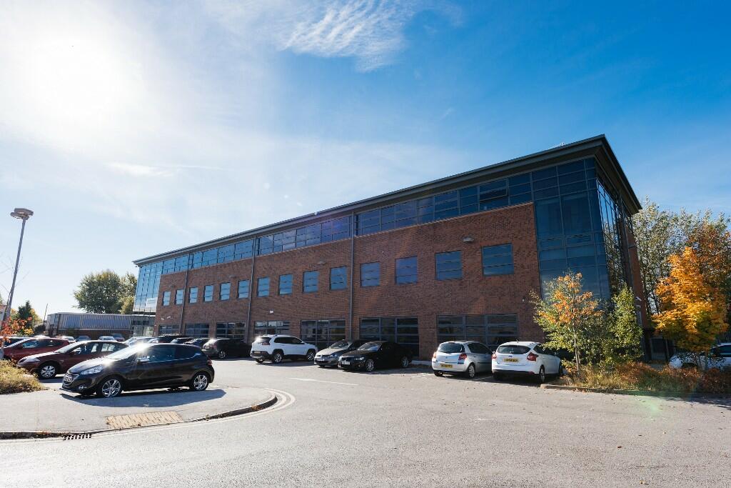 Light industrial facility to lease in Longfields Court, Wharncliffe