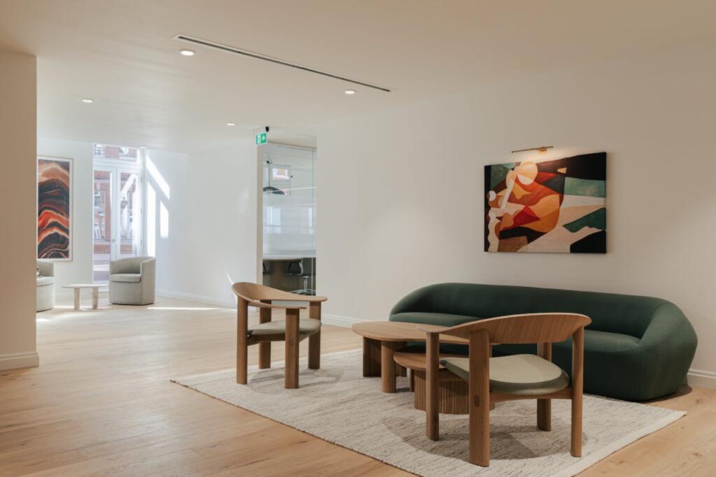 Main image of property: 110 Park Street, London, W1K 6NX