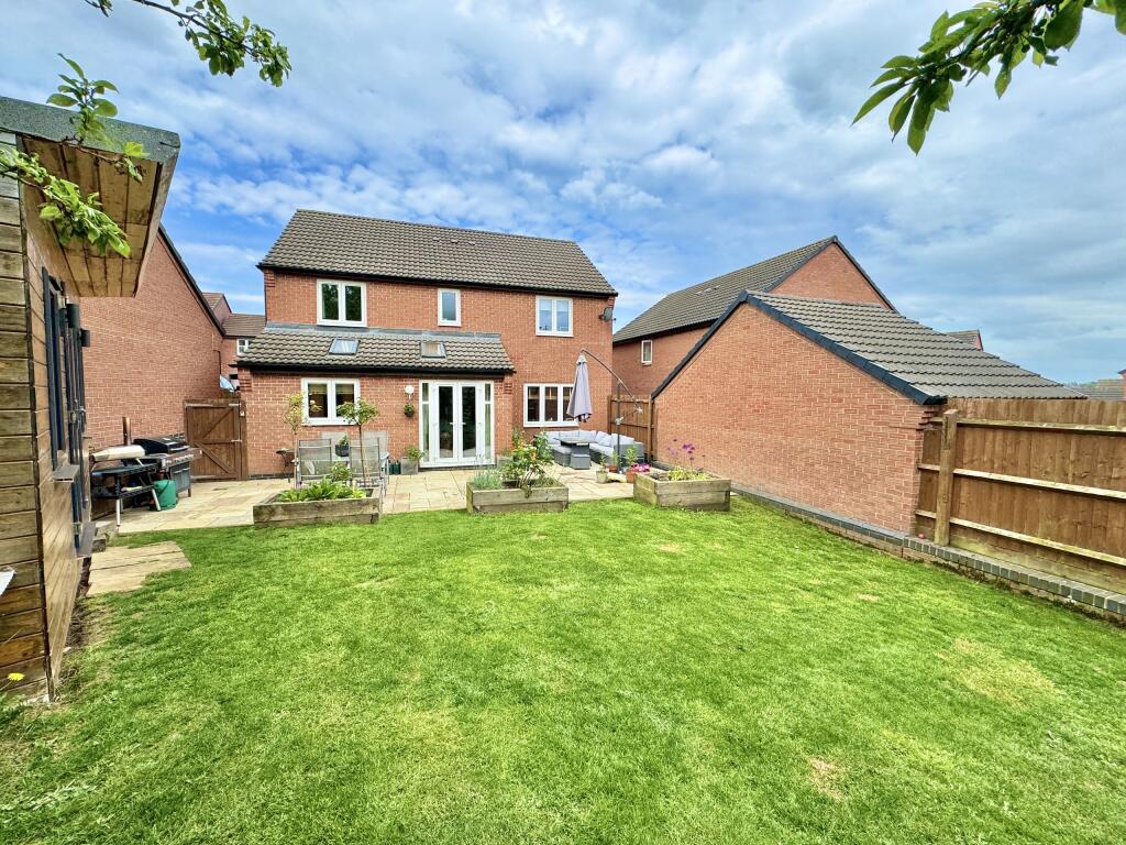 4 bedroom detached house for sale in Jenham Drive, Sileby, Loughborough