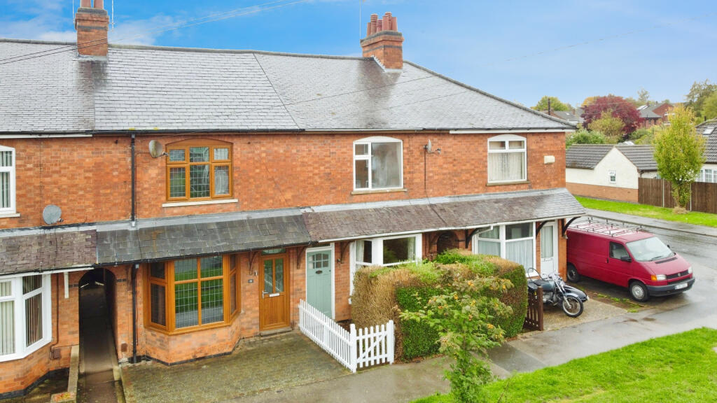 Main image of property: 18 Lea Close, Thurmaston, Leicester, LE4 8DW