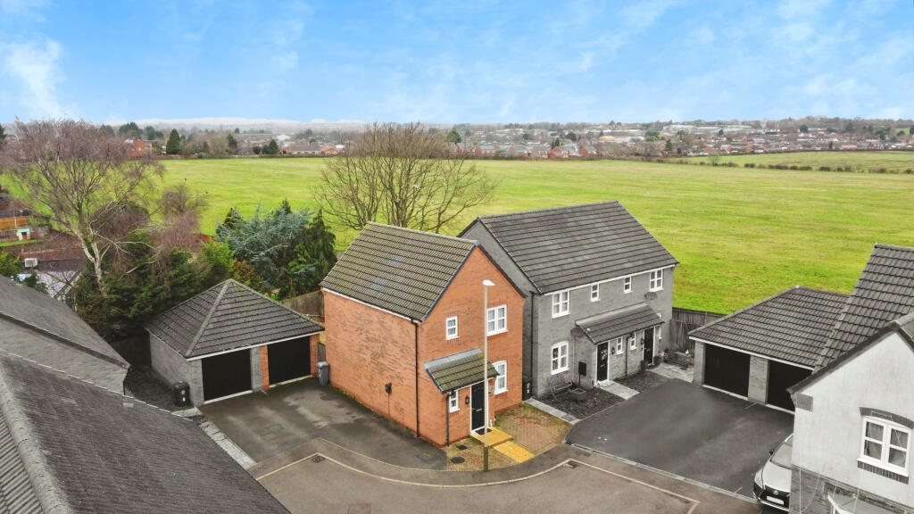 Main image of property: 7 Wye Close, Leicester, LE4 9AZ