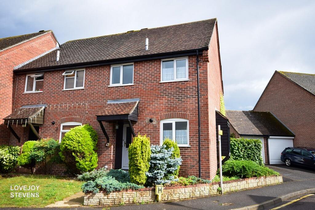 Main image of property: Crawford Place, Newbury, RG14