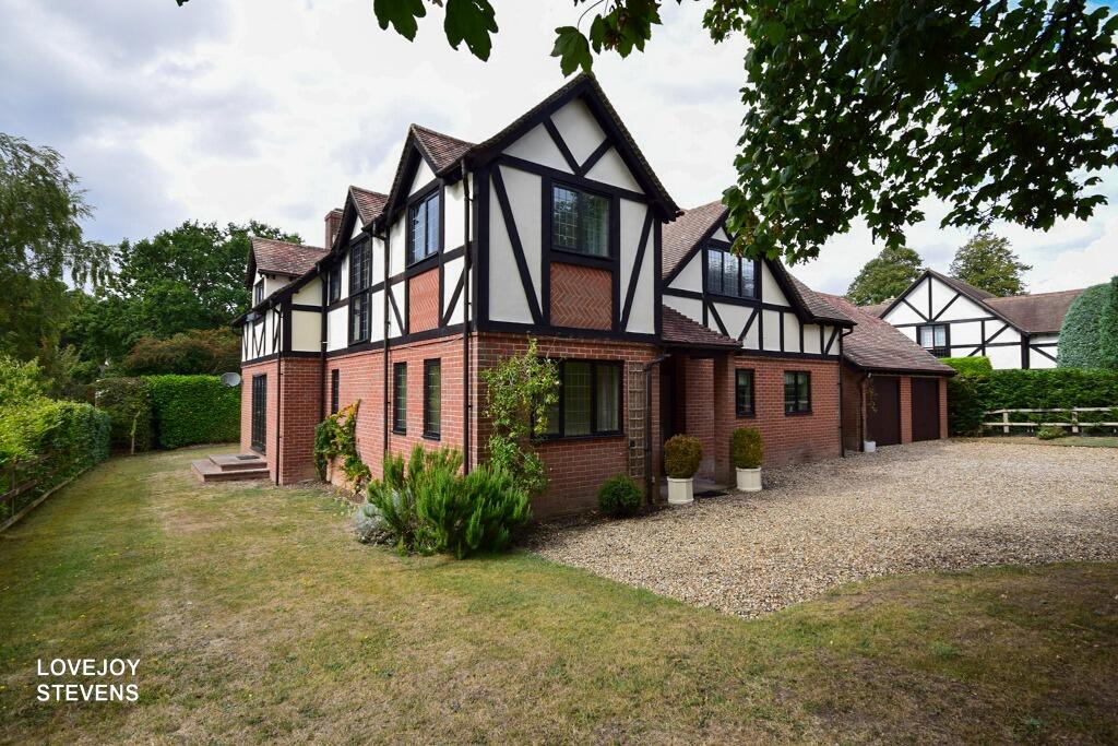 Main image of property: Oxford Road, Chieveley, RG20