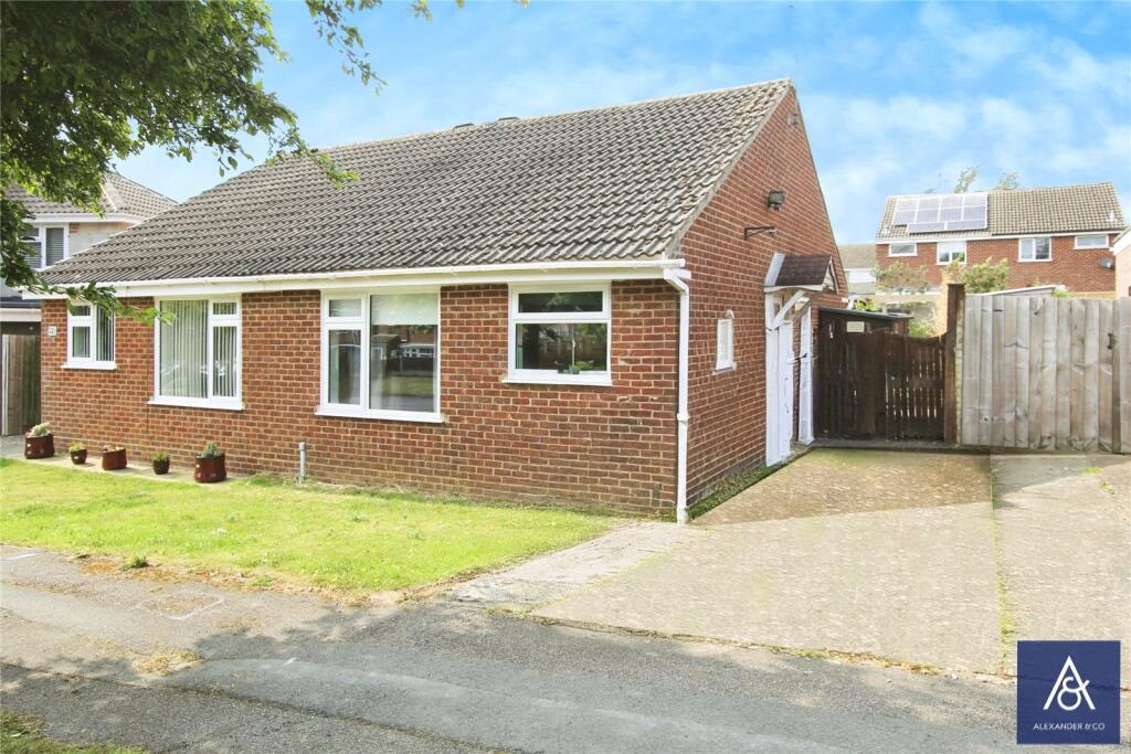 Main image of property: Avenue Bernard, Brackley, West Northamptonshire