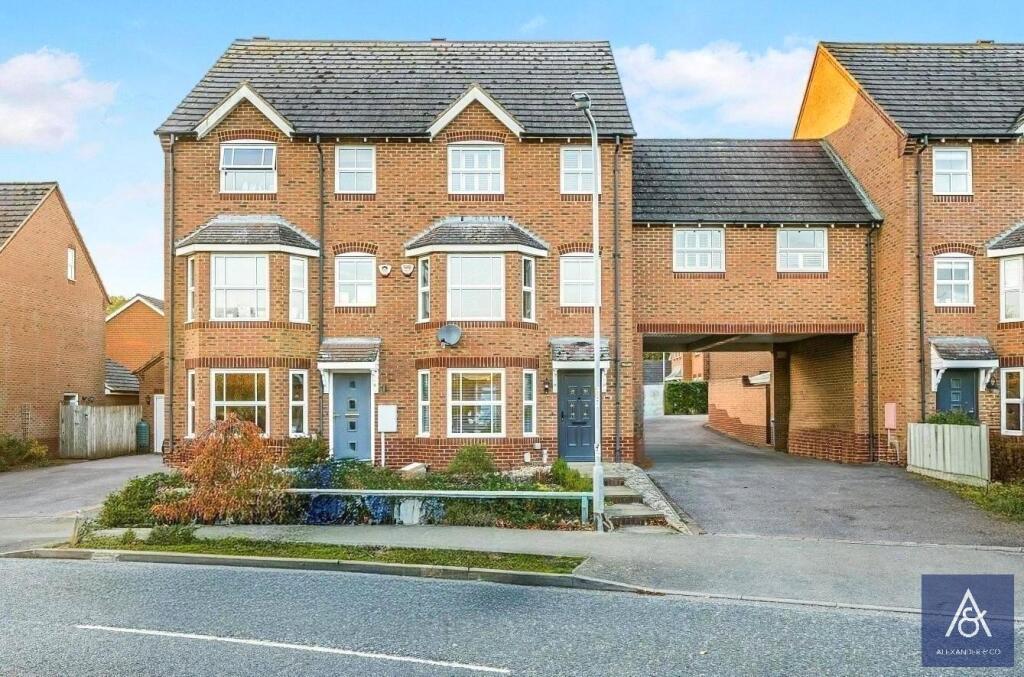 Main image of property: Humphries Drive, Brackley, Northamptonshire