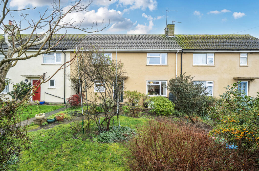 Main image of property: Bowling Green, Farthinghoe, Brackley