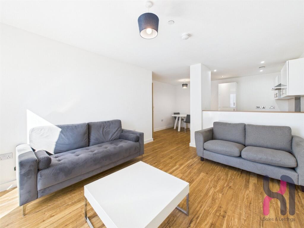 Main image of property: Media City, Michigan Point Tower B, 11 Michigan Avenue, Salford, M50
