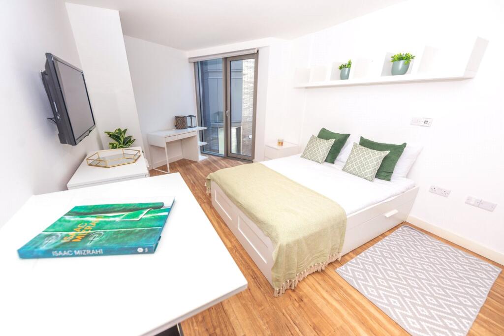 Main image of property: B Liverpool One, 1 David Lewis St., Liverpool, L1