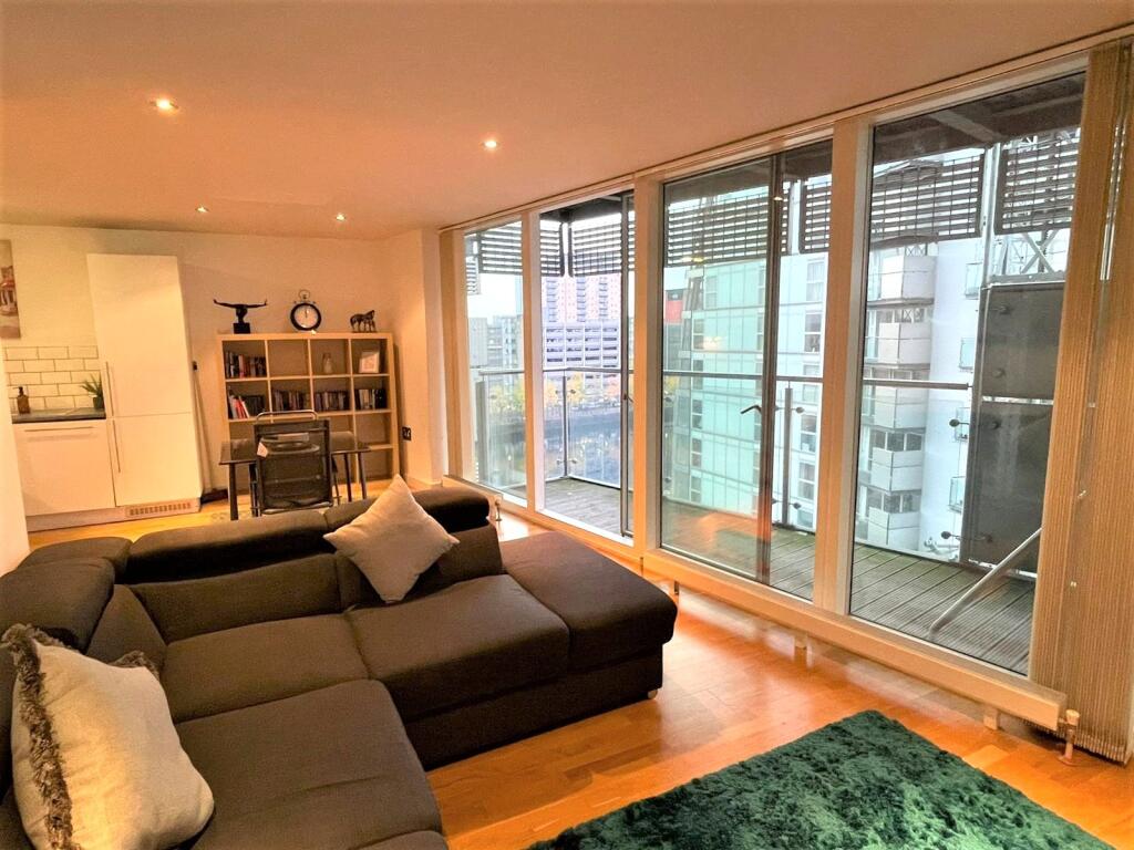 Main image of property: The NV Building, 100 The Quays, Salford, M50