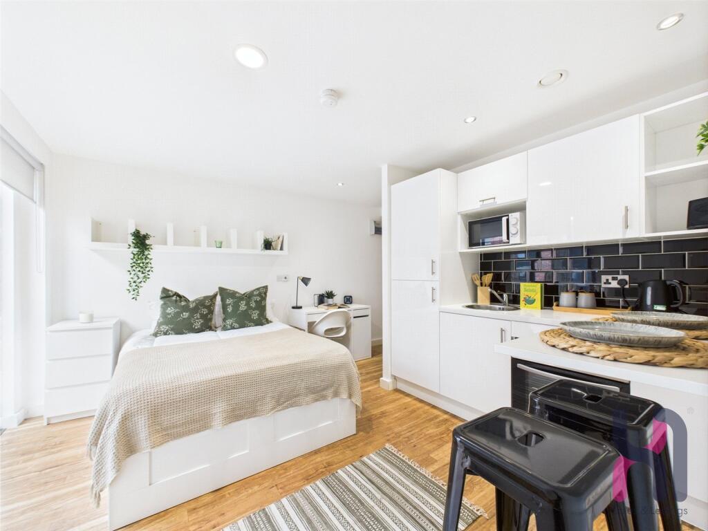 Main image of property: A Liverpool One, 1 David Lewis Stre, Liverpool, Merseyside, Liverpool, L1