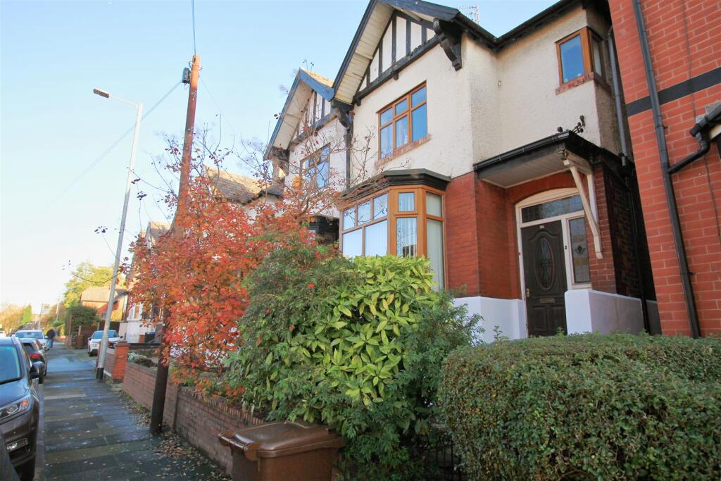 Main image of property: King Street, Dukinfield