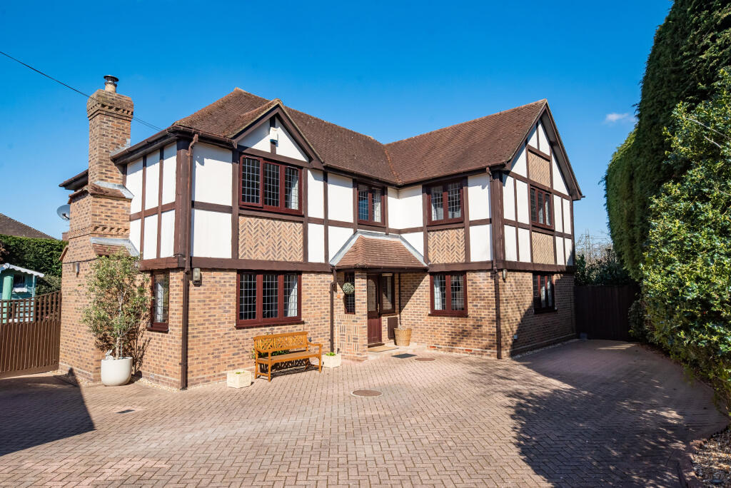 Main image of property: Moulsham Copse Lane, Yateley, Hampshire, GU46