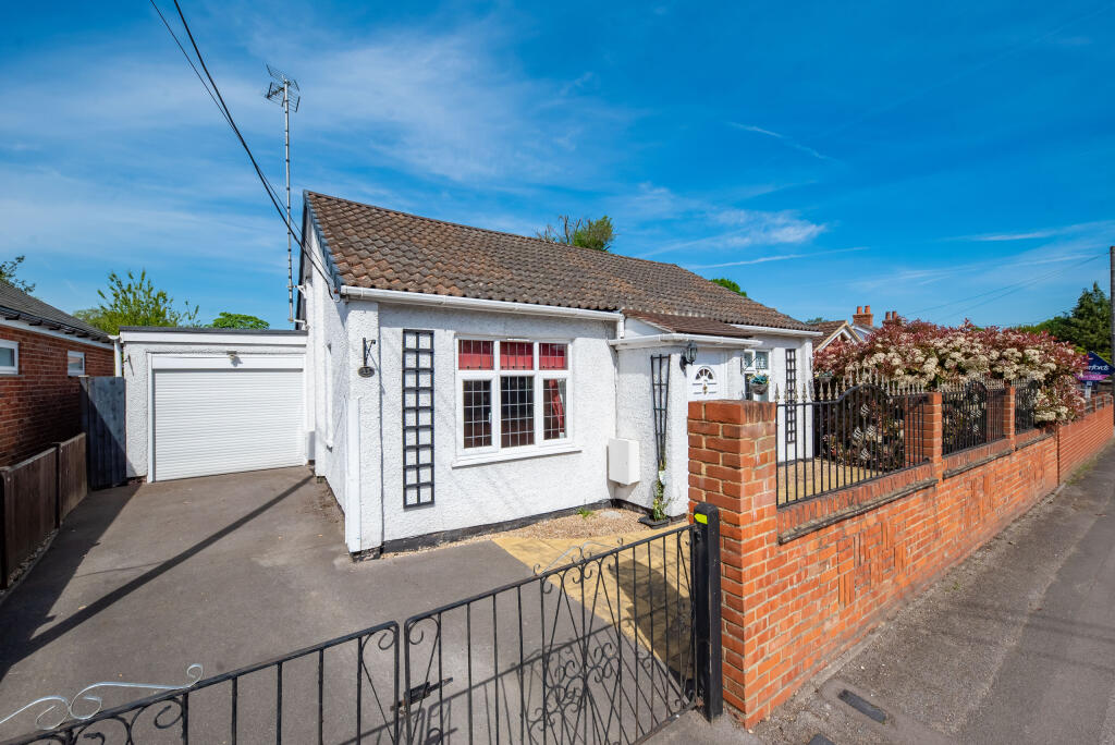 Main image of property: Sandhurst Road, Yateley, Hampshire, GU46