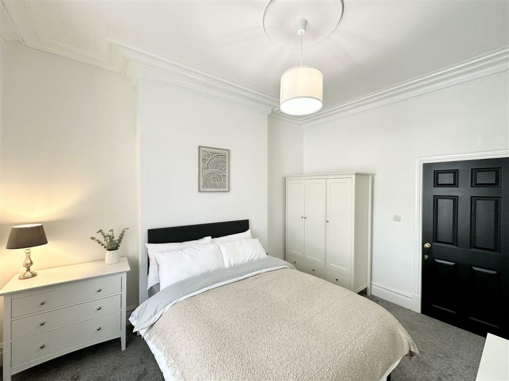 Additional property image - Bank Parade, Burnley
