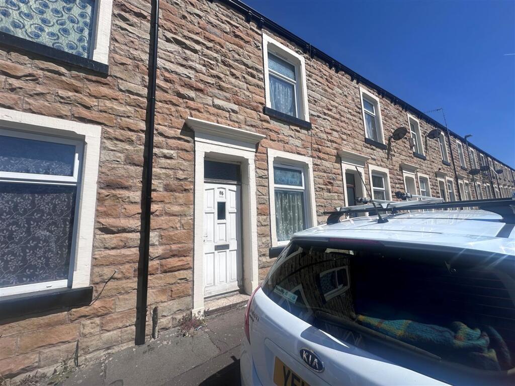 Main image of property: Piccadilly Road, Burnley