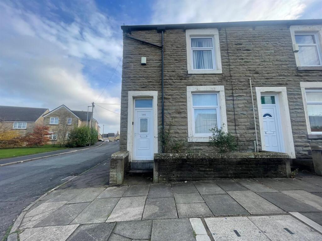 Main image of property: Cog Lane, Burnley