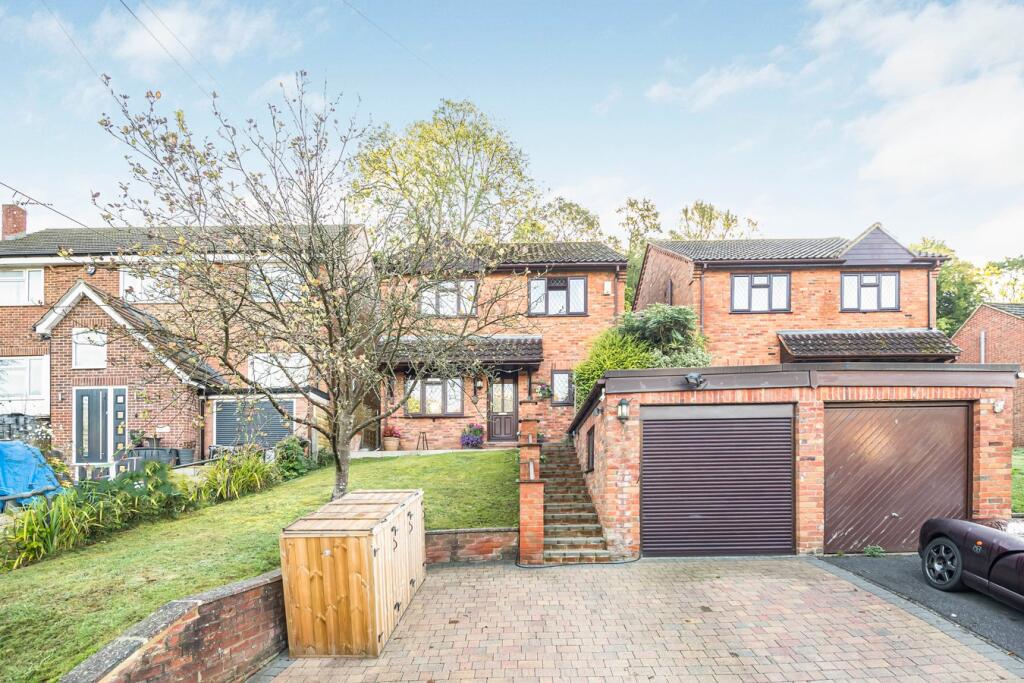 Main image of property: Marlow Bottom, Marlow, SL7