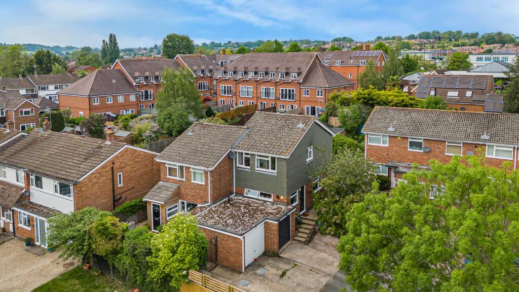 Main image of property: Mead Close, Marlow, SL7