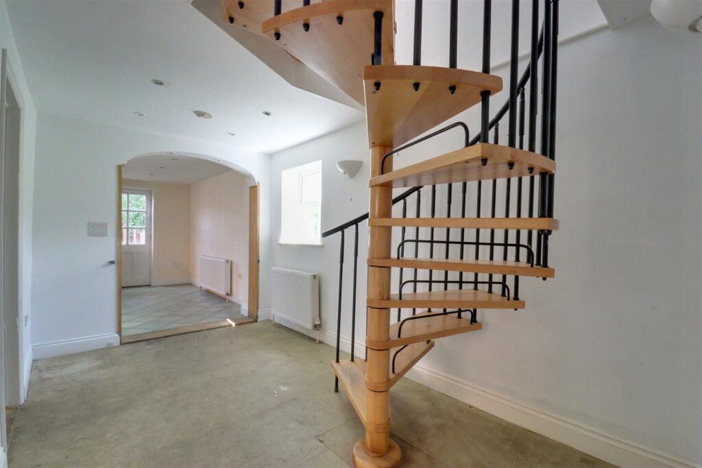 Additional property image - Colchester Road, Thorpe-Le-Soken, Clacton-On-Sea