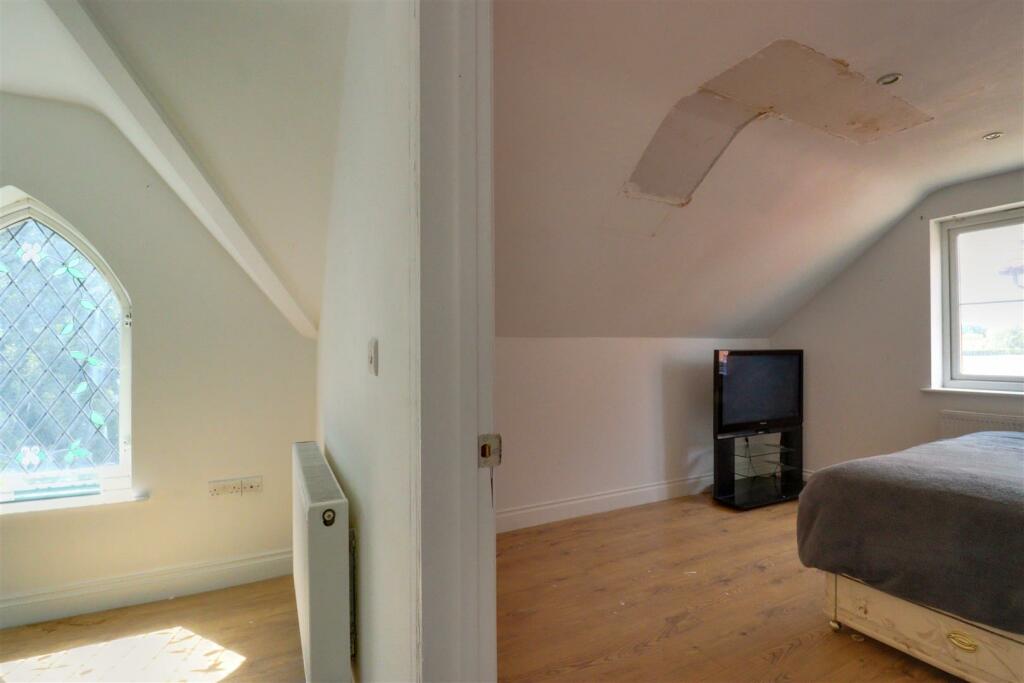 Additional property image - Colchester Road, Thorpe-Le-Soken, Clacton-On-Sea