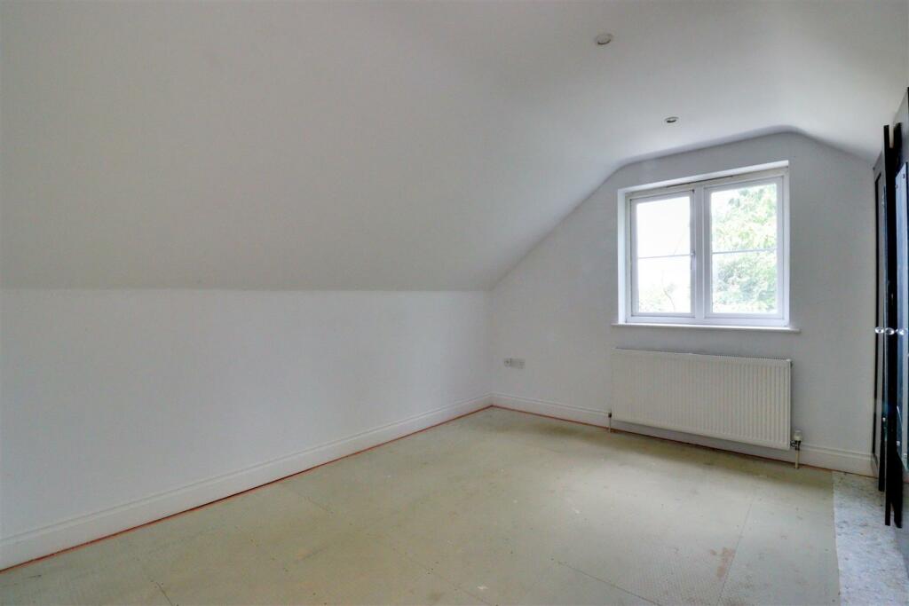 Additional property image - Colchester Road, Thorpe-Le-Soken, Clacton-On-Sea