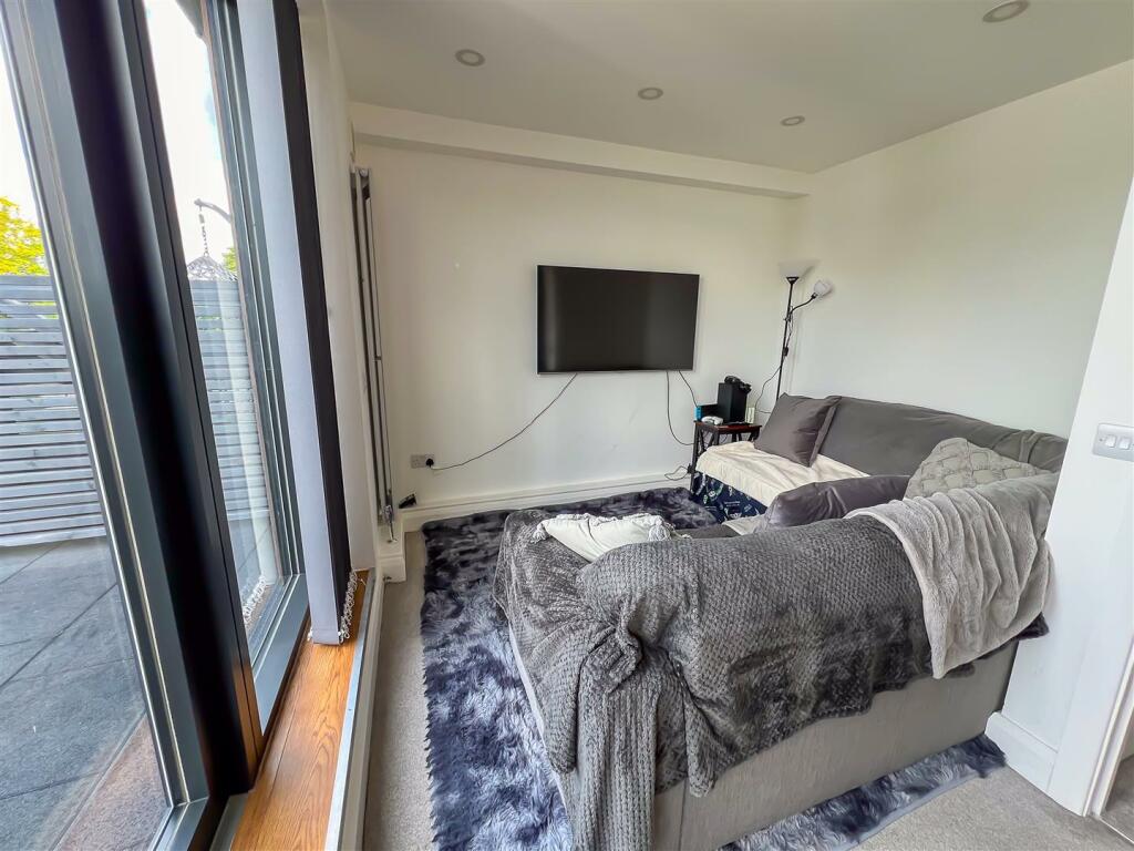 Additional property image - Shrubland Road, Mistley